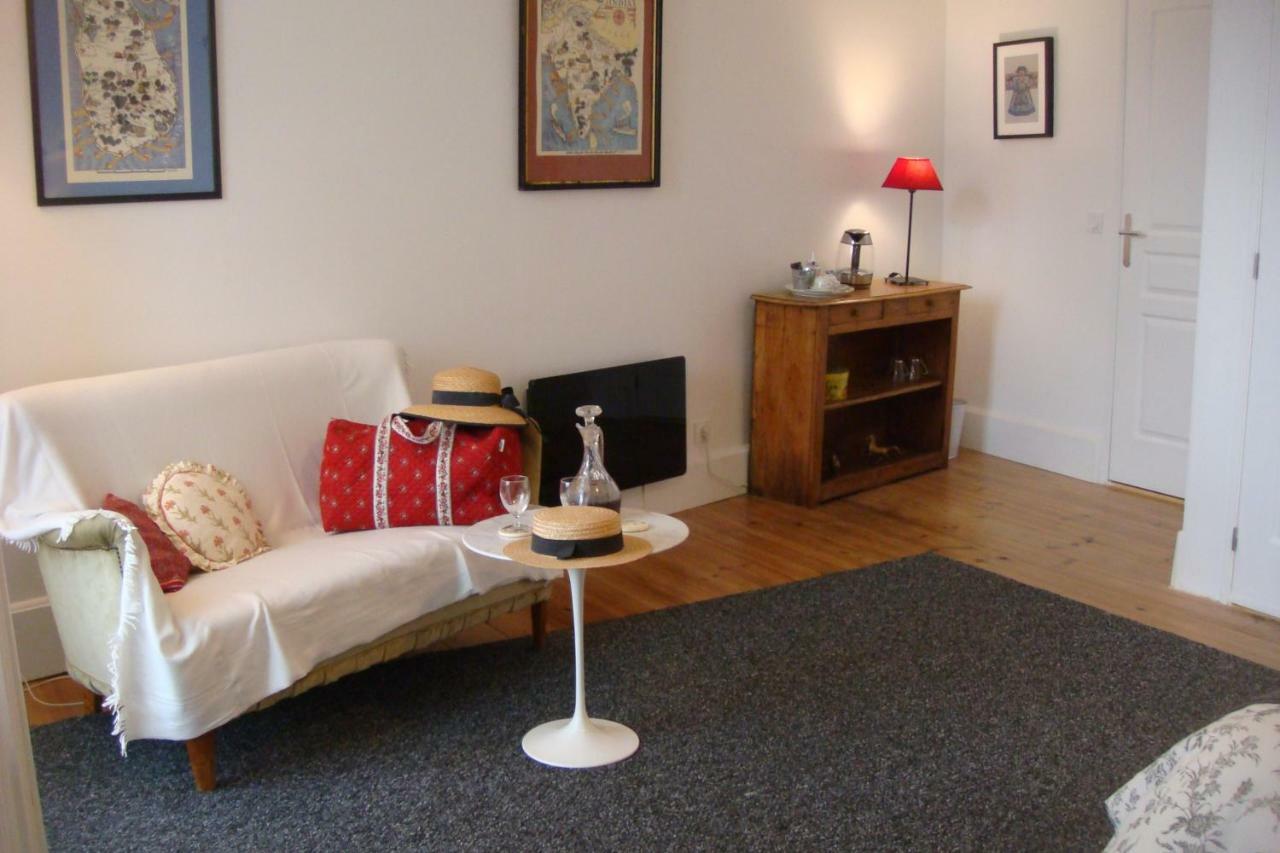 Aumes Sweet Home Chambre D'Hotes Exterior photo